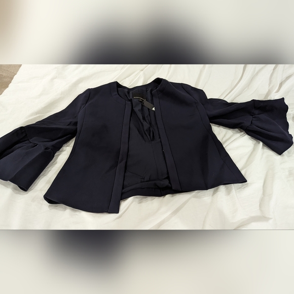 NWT Banana Republic Navy Flared Bell Sleeve Blazer size 0 - Picture 1 of 3